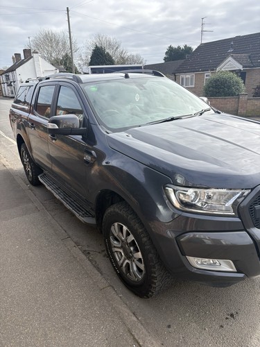 Ford ranger wild track - ranger,